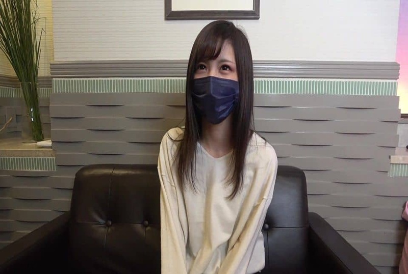 FC2-1790483 【素人・个人撮影】惊人的腰围54公分！一个苗条美女的小阴部被大量中出。 素人