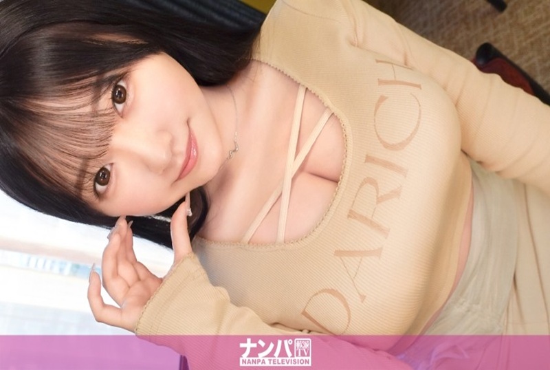 200GANA-3230 [超級巨乳] 我被她的胸部迷住了，不知不覺就停下了動作。一場狂野狂喜的乳房劇場，這裡有關於乳房的一切。 素人